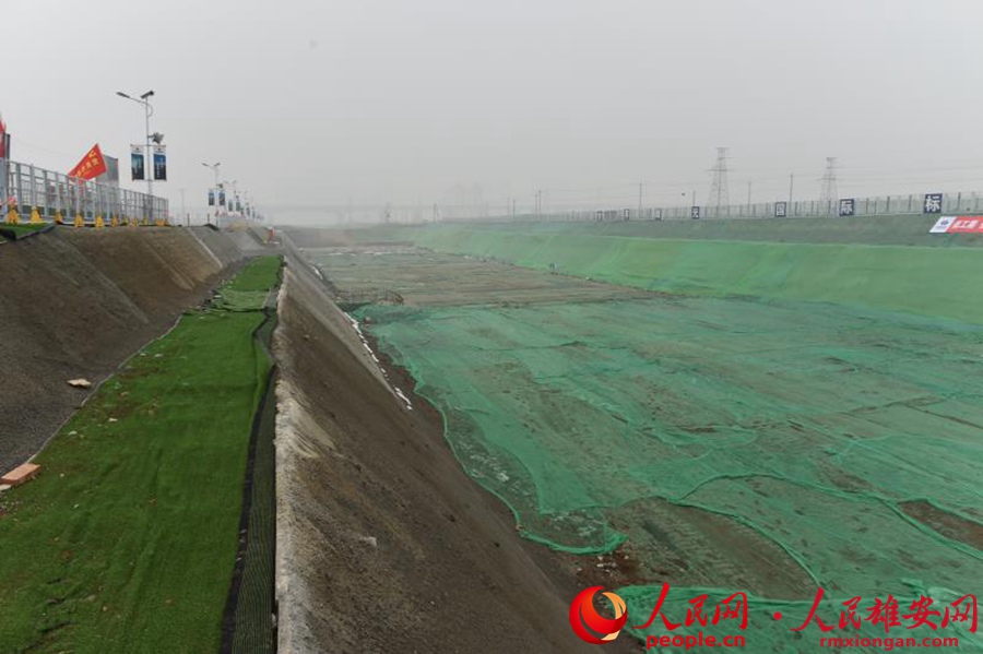 �۰�վ�м~Ƭ�^������·���O�F��������ꖔz