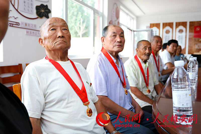 �ۿh�p���l(xi��ng)���h�T����һ��ֱ�����p���l(xi��ng)���D