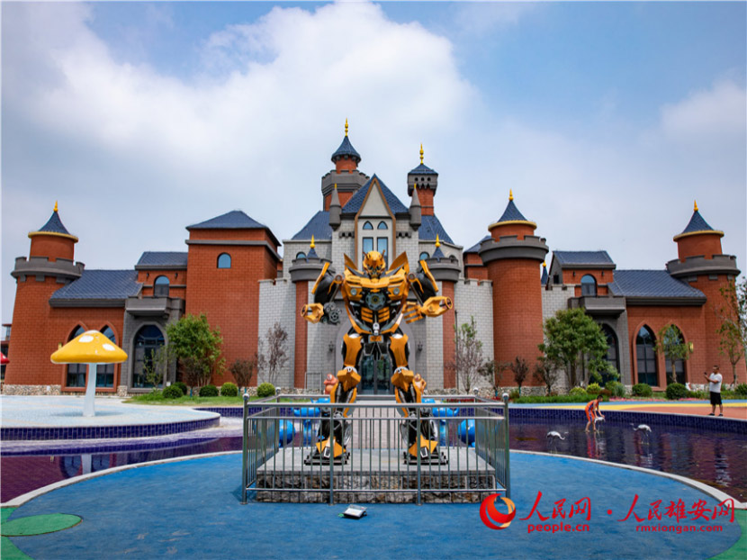 �D������չ�@������չ�@������1��ͯԒ�Ǳ���1�����׾Ƶ꣬�ԉ��Þ����}���R�����ս���������̽�U���̘I���I����ͯС��������ɫ��һ�w�����ԝM�����չʾ��С�ͱ��ݡ���ɫ�����ȹ������������۰��W ������z