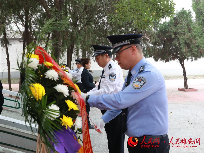 �۰��^�������hίί�T���ӳɆT������������W ��ѩ��z