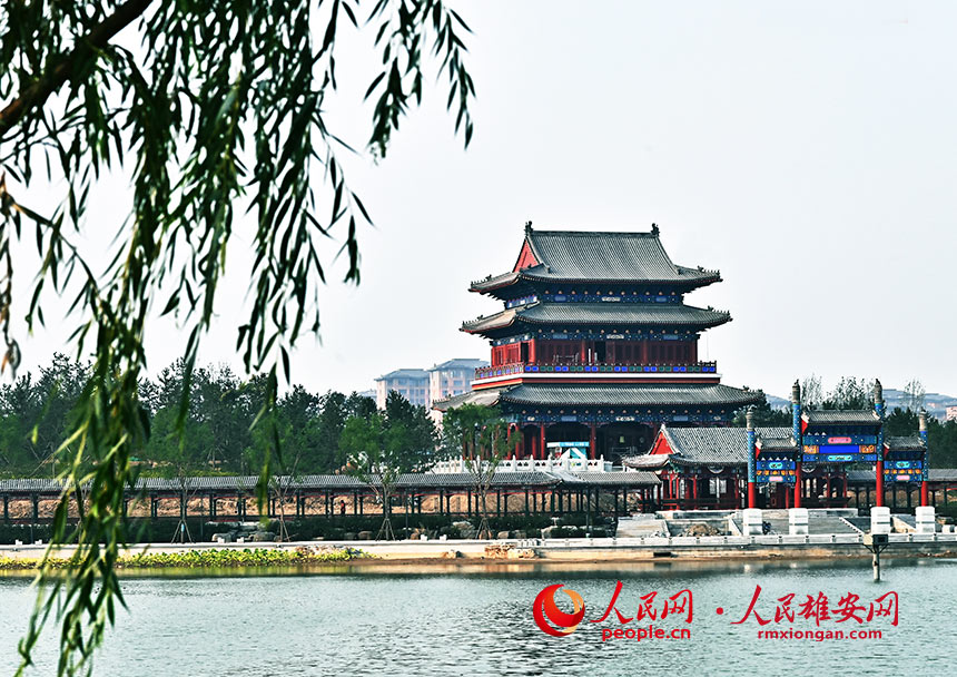 �D���۰�������@��ɫ���ˣ��o���ο͵���������ꖔz