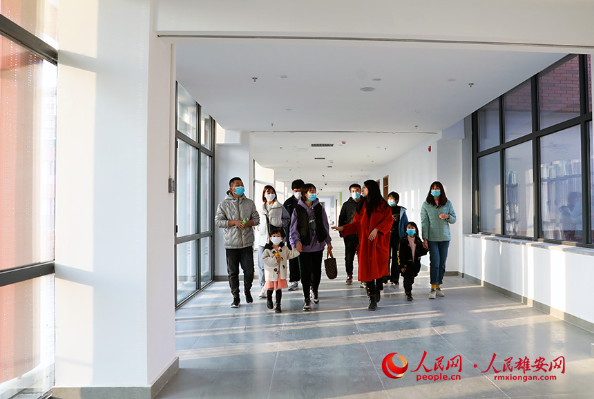 �����۰��ݺ͘�(l��)��С�W(xu��)���^�ČW(xu��)�������L(zh��ng)������W(w��ng) �Ο��Ĕz