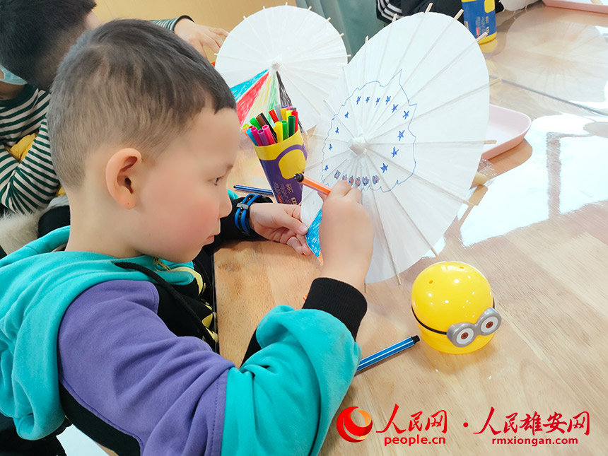 �D���۰��ݺ͐�?c��)��׃��@�_�W(xu��)��һ�죬С�������L�����۰��ݺ͐�?c��)��׃��@���D