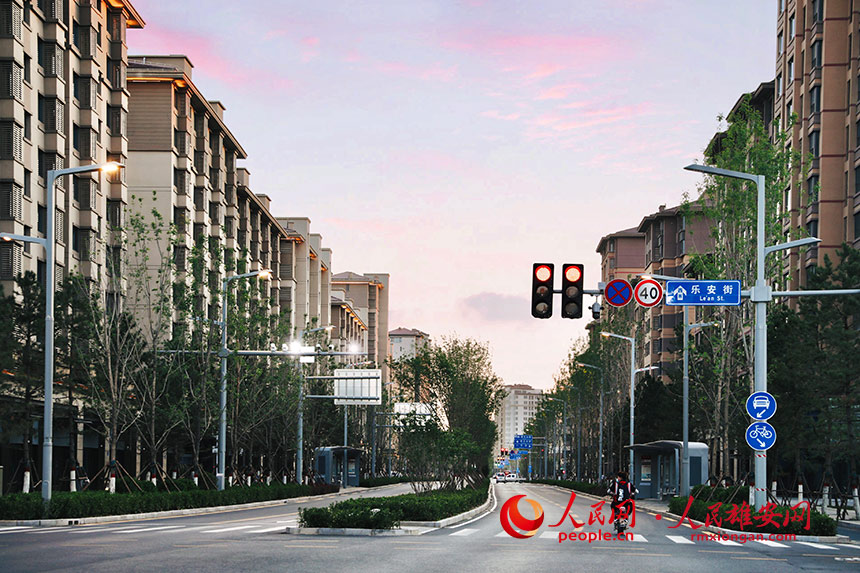 ��ϼ�µ��۰��^�ݖ|Ƭ�^�@�ø���������������z