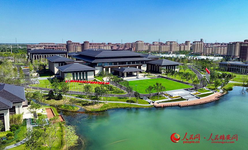 位于容東片區的雄安國際酒店建筑彰顯“禮序之美”。人民網 李兆民攝