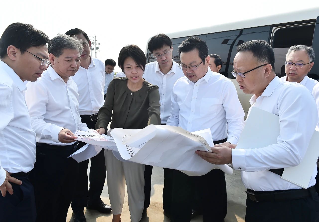 張國華調研起步區、啟動區重點項目工作。劉向陽攝