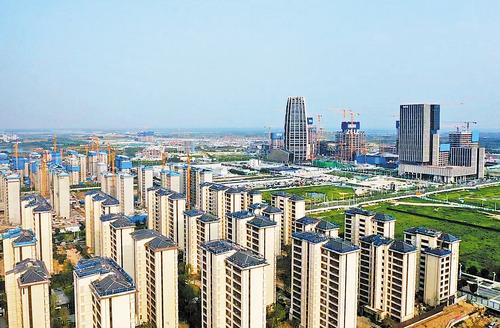 7月12日拍攝的雄安金茂府項(xiàng)目。該項(xiàng)目打造精細(xì)化質(zhì)量管理體系，精雕細(xì)琢每個(gè)施工環(huán)節(jié)，提升項(xiàng)目品質(zhì)。