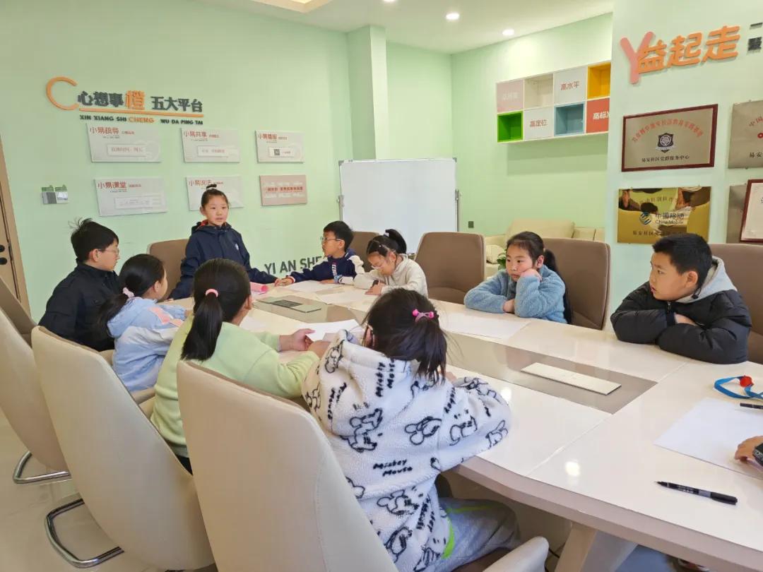 “兒童觀察團(tuán)”自編自導(dǎo)科普視頻。啟動(dòng)區(qū)管委會(huì)供圖