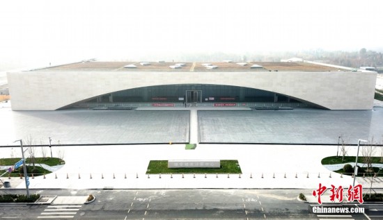 資料圖為11月24日,航拍雄安城市計算(超算云)中心。(無人機照片) <a target='_blank' href='/'><p align=